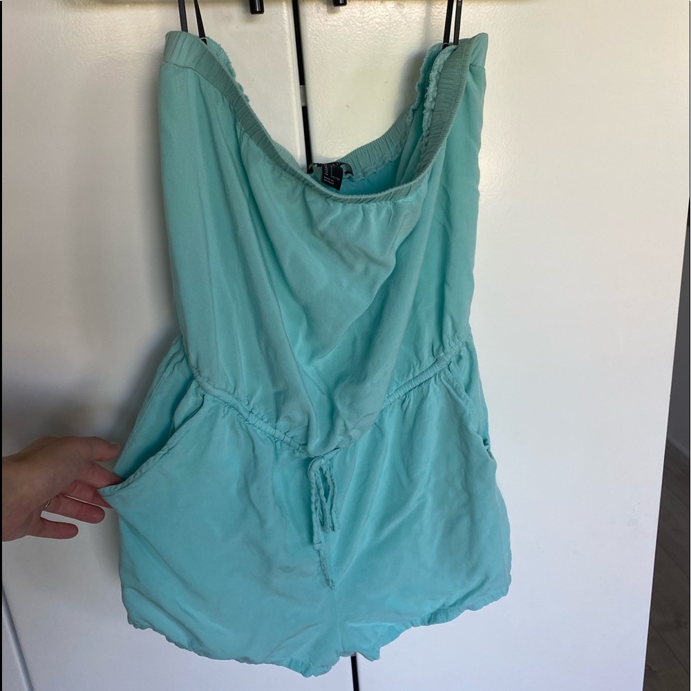 Forever 21 strapless romper